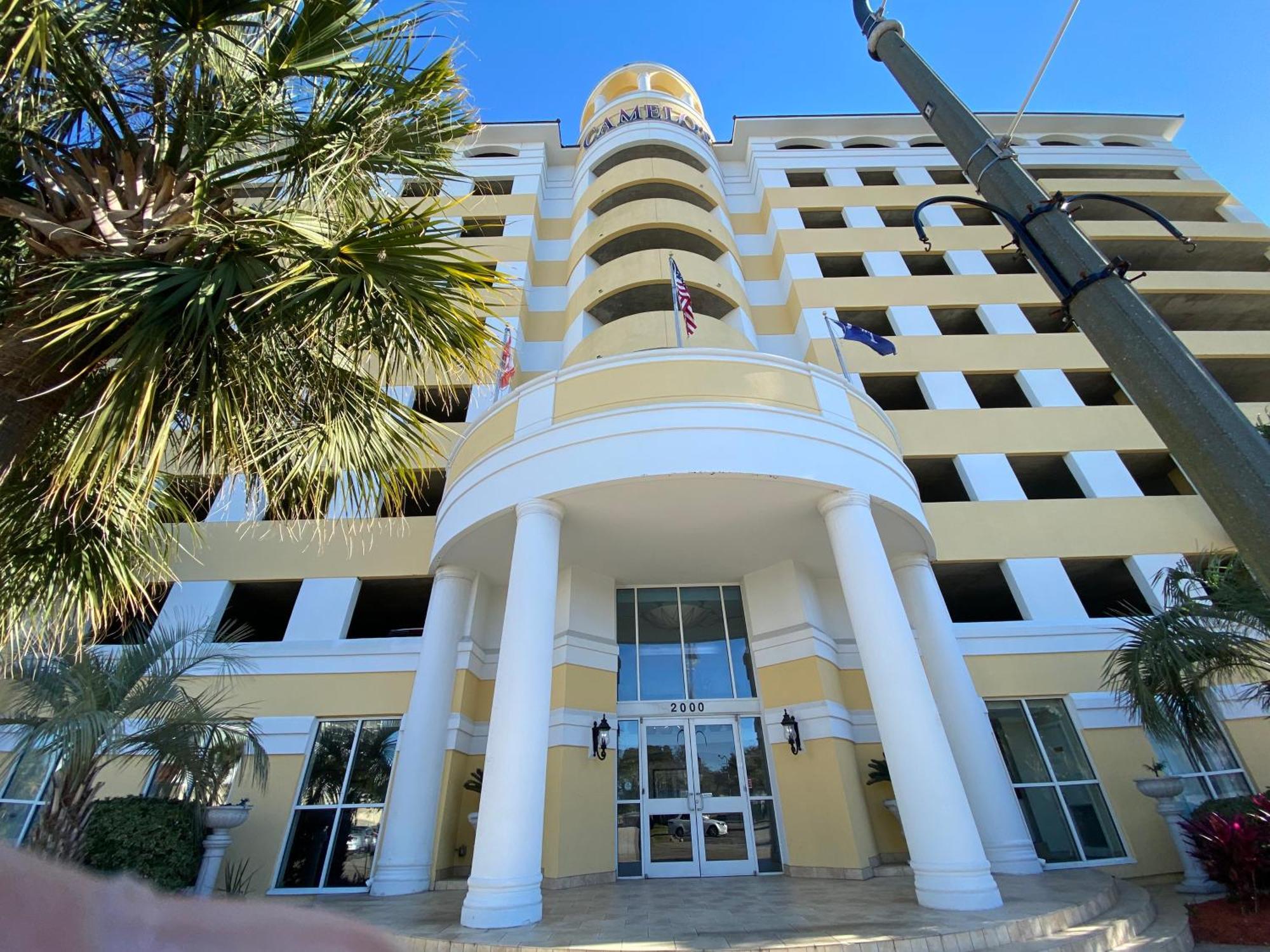 מירטל ביץ' Camelot By The Sea Ocean Front Condo מראה חיצוני תמונה